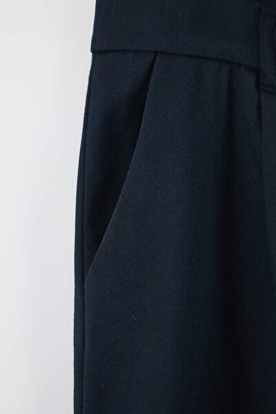 Trendyol Curve Navy Blue Rubber Waist Wide Leg Plus Size Woven Trousers Tbbaw26Ar00019