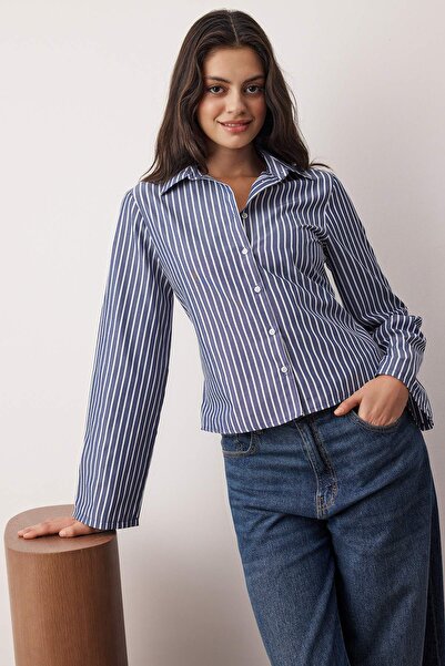 Trendyol Collection Navy Blue-White Corset Detailed Fitted Waist Shirt Twoaw26Go00055