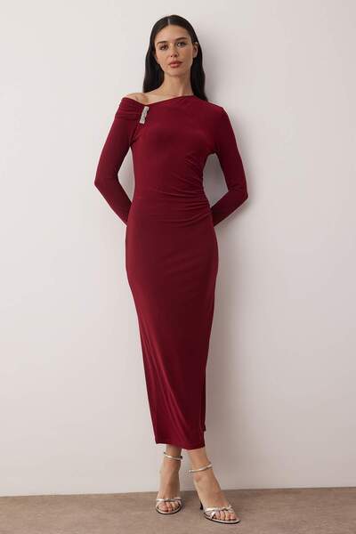 Trendyol Collection Dark Burgundy Accessory Detailed Knitted Maxi Lined Dress Tpraw26El00111
