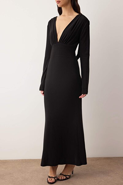 Trendyol Collection Black Knitted Back Detailed Maxi Lined Dress Tpraw26El00108