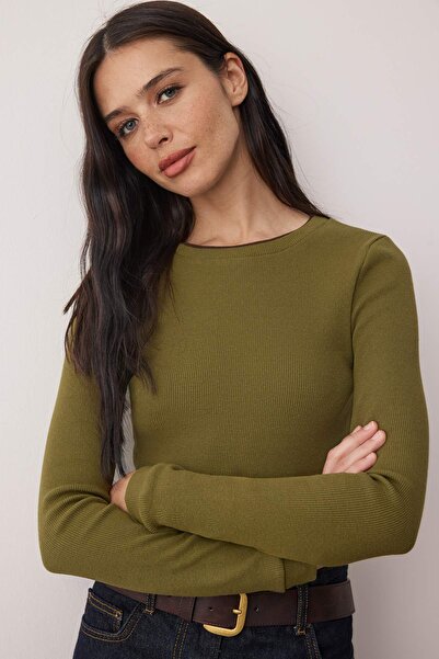 Trendyol Collection Oil Green Double-Layered Crew Neck Ribbed Stretchy Knitted Blouse Twoaw26Bz00067
