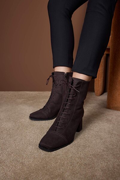 TRENDYOL SHOES Brown Suede Lace-Up Square Toe Women's Block Heeled Ankle Boots Takaw26Bo00074