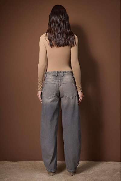 Trendyol Collection Gray Regular Waist Baggy Jeans Twoaw26Je00303