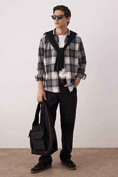 Trendyol Collection Black Regular Men's Shirt Tmnaw26Go00037