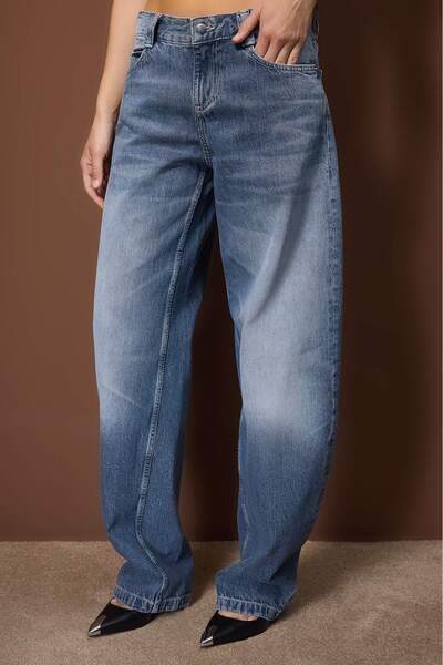 Trendyol Collection Blue Regular Waist Baggy Jeans Twoaw26Je00306
