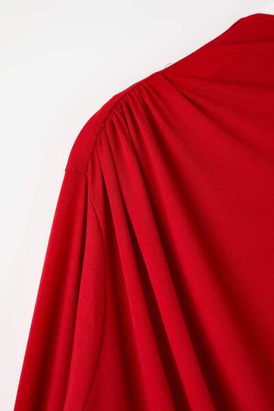 Trendyol Curve Red Sandy Ruched Detail Long Arm Knitted Large Size Blouse Tbbaw26Af00104