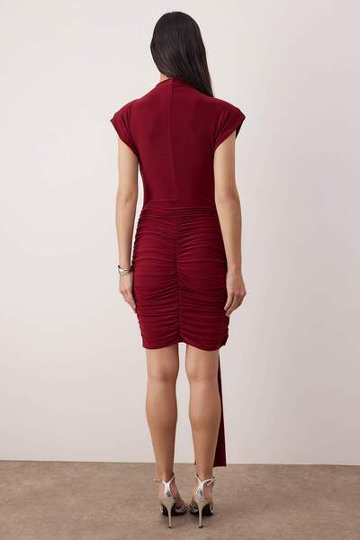 Trendyol Collection Burgundy Special Accessory Detailed Knitted Mini Unlined Dress Tpraw26El00032