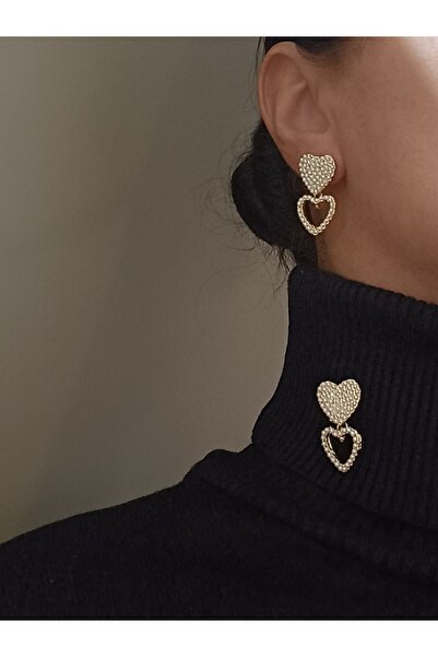 MODAMİRA AKSESUAR أقراط على شكل قلب مطلية بالذهب مع اللؤلؤ