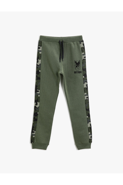 Koton Von Batman lizenzierte bedruckte Jogger-Jogginghose mit Tarnmuster