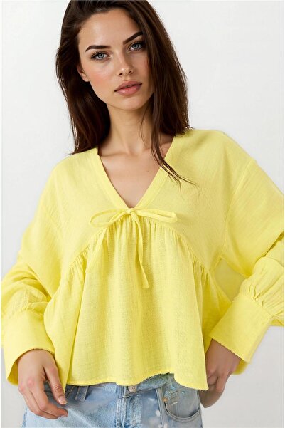 WeShaya Bluză galbenă din muselină de bumbac cu decolteu în V și detaliu de l...