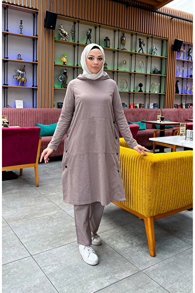 sefamerve Σετ αθλητικής φόρμας με δύο κλωστές με λεπτομέρεια κουμπώματος 3071-08 Mink