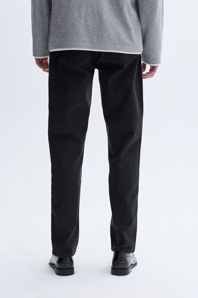 Mudo Slim Straight Fit Pants