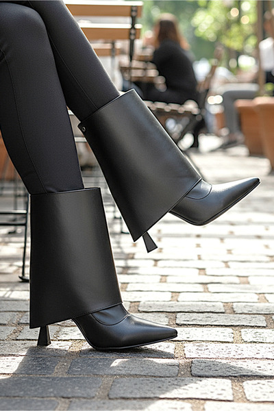 Gökhan Talay Isolde Black Leather Flexible Soft Non-Slip Sole (10cm) Collared Stretch Boots