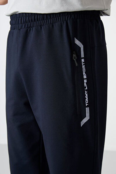 TOMMY LIFE Navy Blue - White Zipper Pocket Standard Fit Classic Leg Men's Capri - 83091