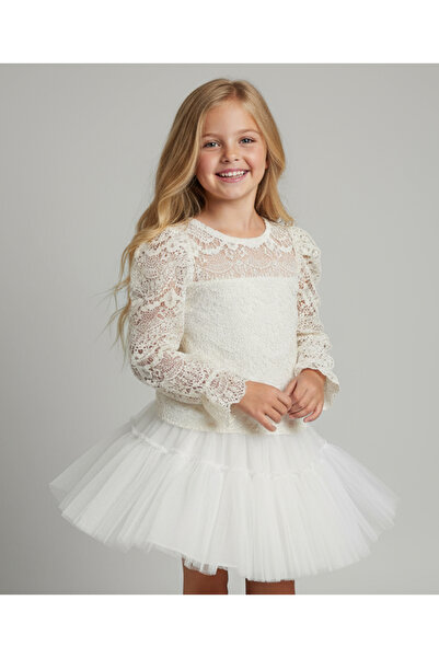 By Piera Παιδική μπλούζα από βαμβακερή δαντέλα