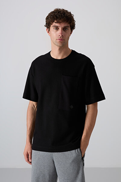 TOMMY LIFE Μαύρο βαμβακερό ανδρικό μπλουζάκι με χοντρή υφή Oversize Fit Basic - 88341