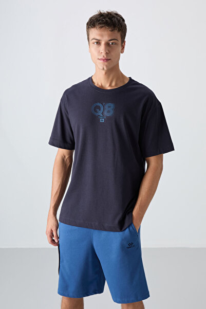 TOMMY LIFE Ανδρικό μπλουζάκι με εμπριμέ μπλουζάκι από βαμβακερό χοντρό μαλακό...