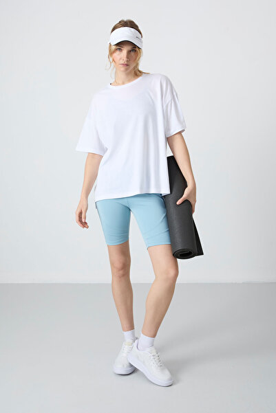 TOMMY LIFE Beyaz Penye Modal Yumuşak Tuşeli Oversize Fit Basic Kadın T-Shirt-...