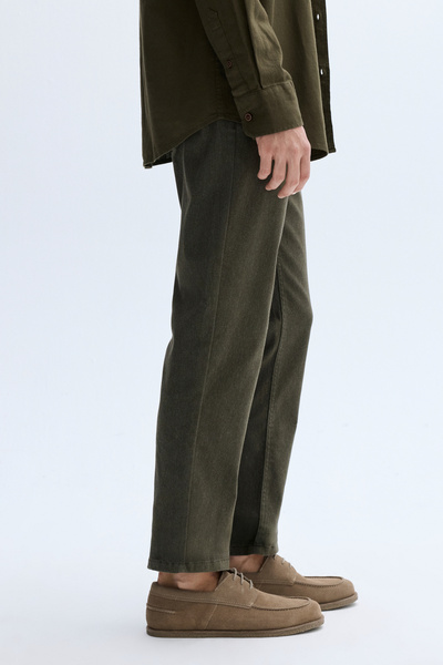 Mudo Slim Straight Fit Pants