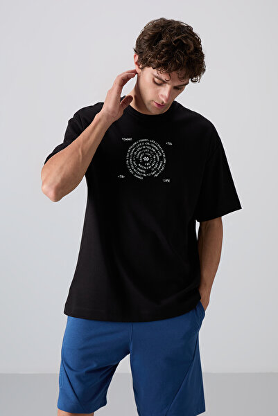 TOMMY LIFE Μαύρο - Λευκό Βαμβακερό Ανδρικό Μπλουζάκι με Χοντρή Μαλακή Υφή Oversize Fit Printed - 88324