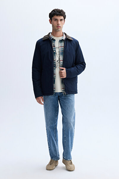 Mudo Short Coat with Collar Detail