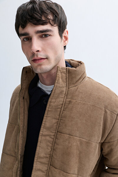 Mudo Stand-Up Collar Velvet Textured Puffer Coat