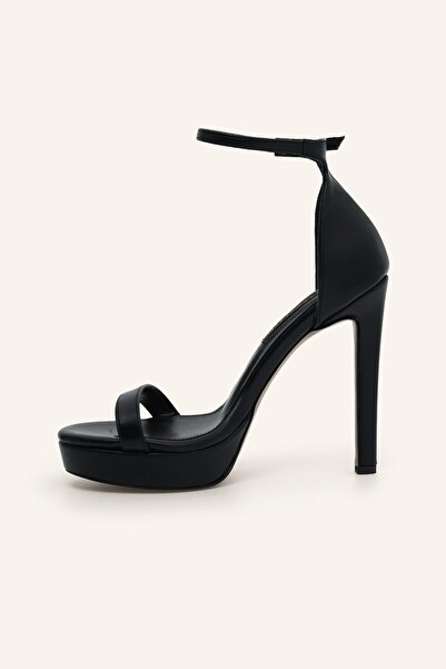 MARCATELLI Siyah İnce Bantlı Platform Topuklu Ayakkabı