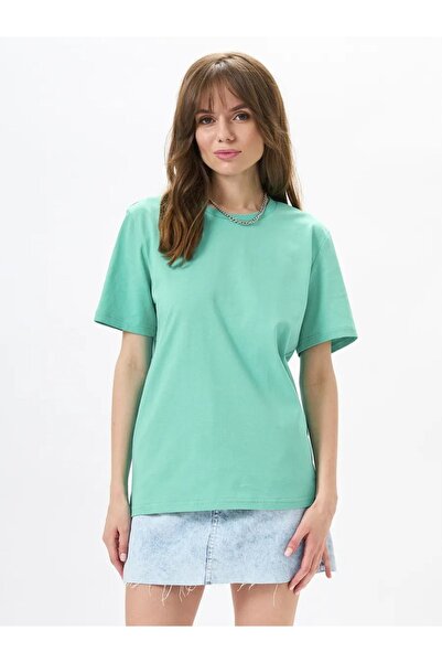 COMBİNE MİCHAİL Women's Oversize Çağla 100% Cotton Crew Neck Basic T-Shirt