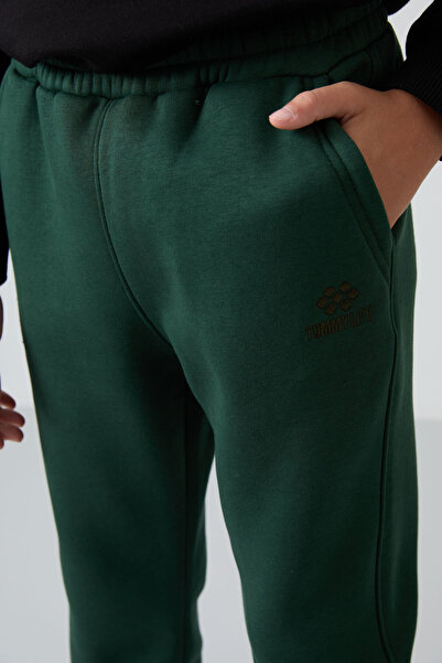 TOMMY LIFE Πράσινο πεύκο βαμβακερό χοντρό γούνινο εσωτερικό μέρος Standard Fit Κεντημένο αγορίστικο φούτερ - 11224