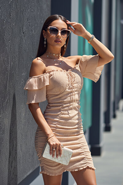 FASHION COCKTAIL Minik Kol Göğüs Korseli Drapeli Doğal Gofre Kumaş Pedli Süper Esnek Likralı Tüp Elbise