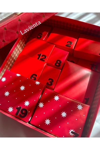 Lavienta 2026 Kişiye Özel 24’lü Lavi’enta Üretimi ADVENT CALENDAR Takı Kutusu (İÇERİK AÇIKLAMADA)Kırmızı Kutu