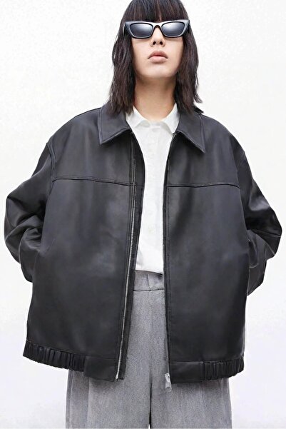 Saade سترة نسائية فضفاضة بياقة قميص وسحاب وجيب، تصميم منخفض الكتفين من الجلد ...