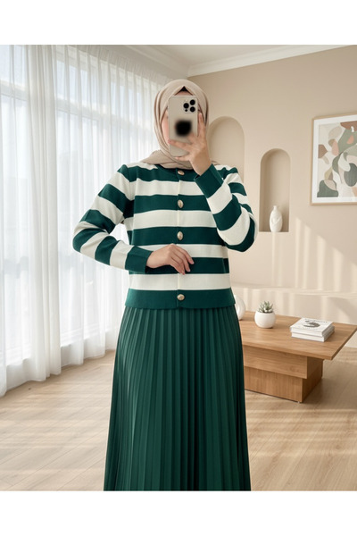 Modamorfo Смугастий трикотажний кардиган з високим коміром і ґудзиками - Zümrüt