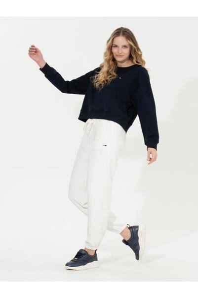 Tommy Hilfiger Women's Reg Flag on Chest Sweatshirt