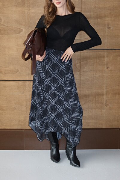 AÈC PRIVÈ Women's Vintage Asymmetrical Cut Skirt