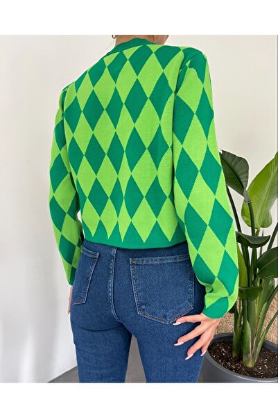 Modamorfo Crew Neck Buttoned Diamond Pattern Cardigan