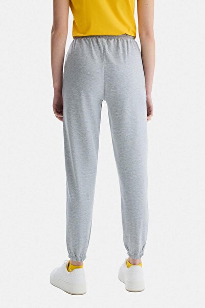 UCLA Jezebel Gray Elastic Cuffed Sweatpants Embroidered Standard Fit Women's Sweatpants