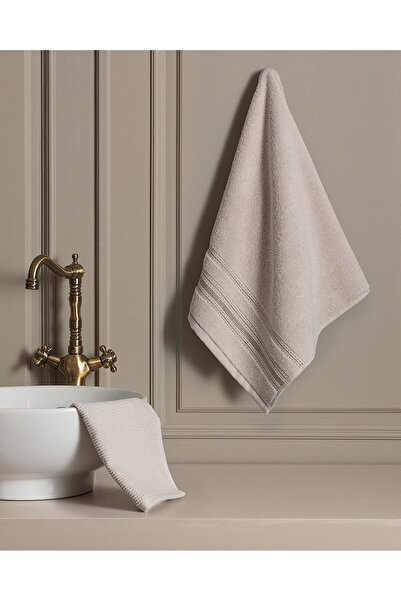 Madame Coco Joetta Gesichtshandtuch – Beige – 50 x 80 cm