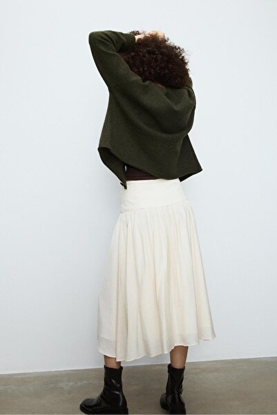 Stradivarius Loose-fitting contrast midi skirt
