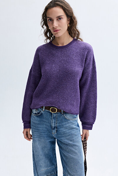 Mudo Loose Fit Sweater with Stitch Detail