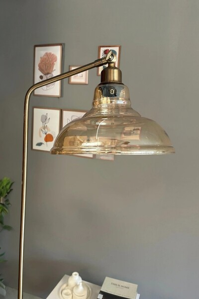 Bamyum Vishi Bal Rengi Cam Lambader Modern Dekoratif Metal Oturma Odası Çalışma Odası Zemin Lambası