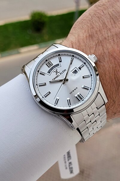 Daniel Klein Gri Renk Ayarlanabilir Kordonlu 43 mm Erkek Kol Saati