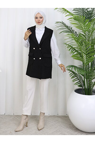 MİSS M.A.T FASHİON Vestă BUKLET PON PON K decolteu petrecut în V cu 4 nasturi...