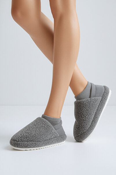 Auris Lastikli Ev Ayakkabısı