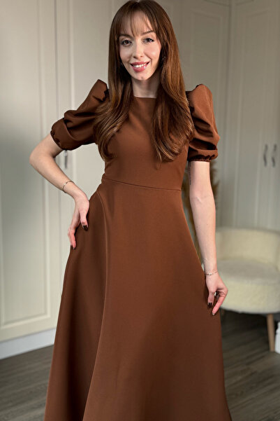 Dilay Gökoğlu Butik Φόρεμα Midi με μανίκια μπαλόνι Midi καφέ