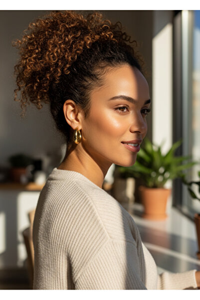 Byoz store Zarif İnce Gold Halka Küpe l Zamansız Şıklık I Günlük ve Abiye Kul...