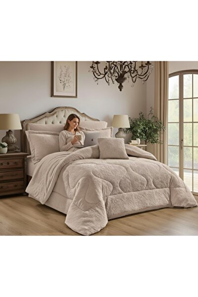 Red Rose Luxurious double duvet set with embossed velvet design and pattern – warmth and elegance for a sophisticated sleeping experience