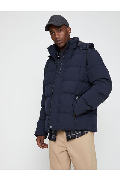Koton Pufferjacke mit Kapuze und Taschendetail
