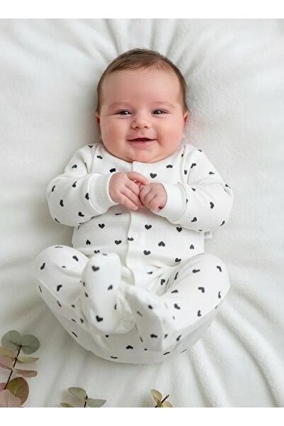 BEBERAZZİ Black Heart Themed Baby Romper with Snap Fasteners on the Front