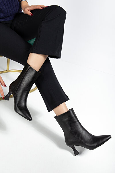 halabi moda Kadın Siyah İnce Topuklu Sivri Burun Bot